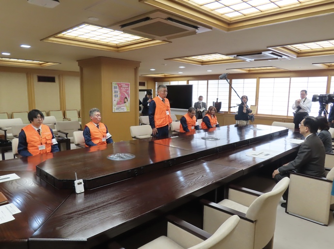 ガバメントハンター発足式の写真