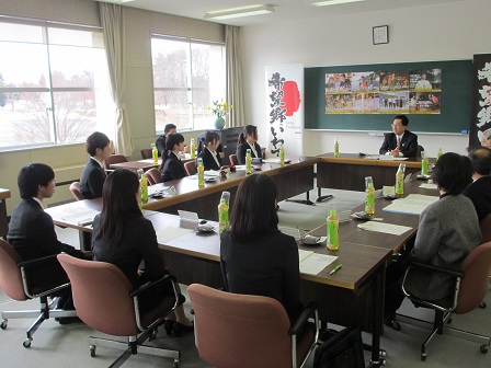 写真：懇談会の様子2