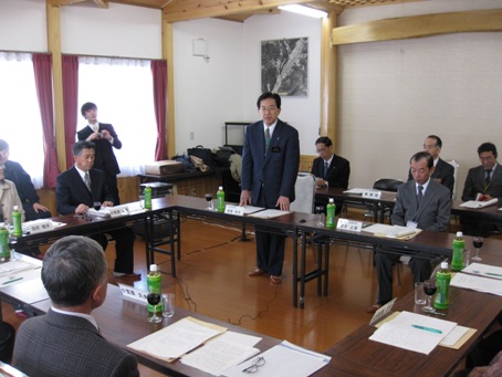 写真：草の根地域訪問の様子1