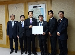 写真:支援ネットワーク5団体