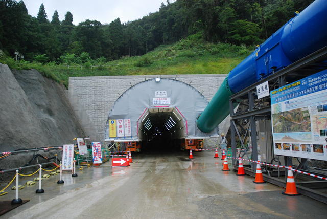 （仮称）梁川トンネル終点（北上市）側坑口部の写真