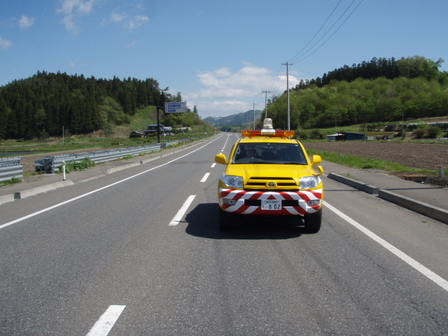 道路パトロールカーの写真