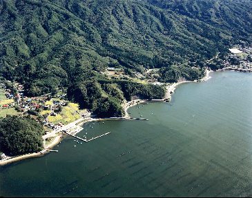 津軽石漁港の航空写真