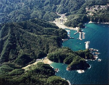 重茂漁港の航空写真