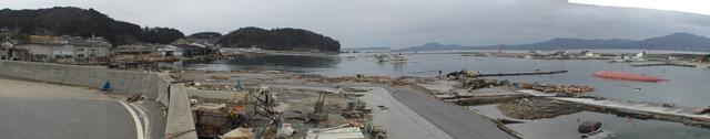 写真：広田漁港（平成23年3月震災時）