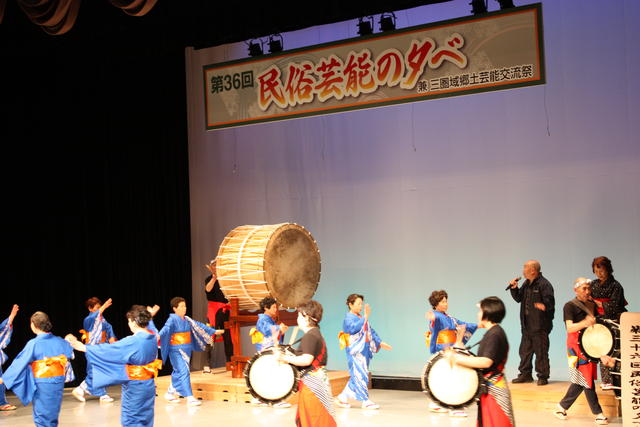 写真：三圏域郷土芸能祭