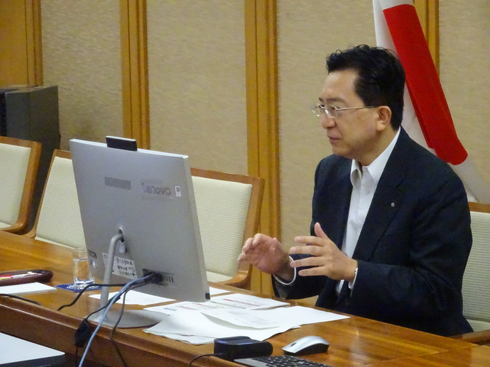 全国知事会ウェブ会議写真