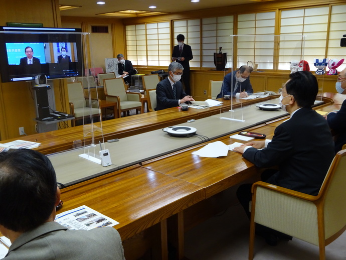 日本共産党委員長意見交換写真