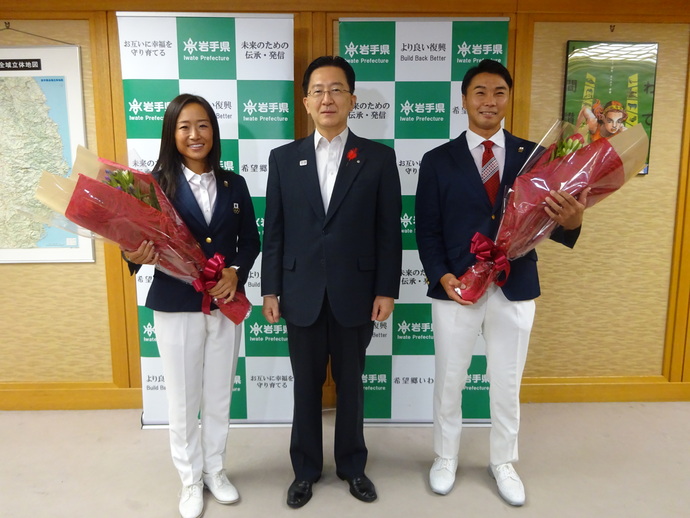 東京五輪出場選手表敬写真