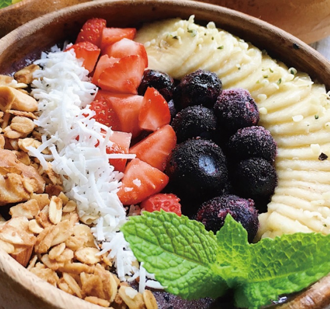 picture of acai bowls