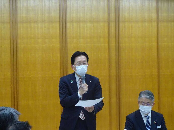 写真：会議の様子2