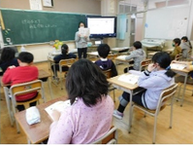 小学校での学習会の様子