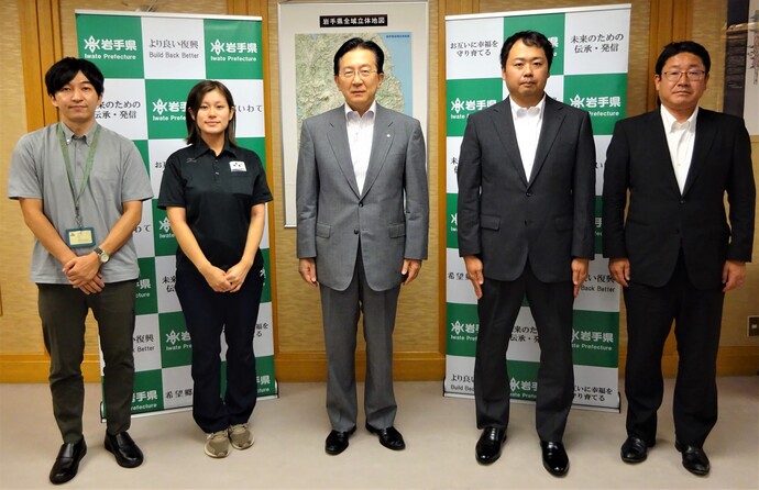 写真：懇談会の様子1