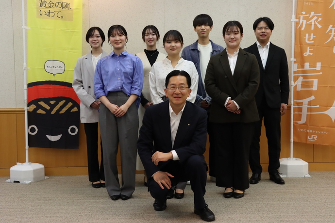 写真：懇談会の様子1