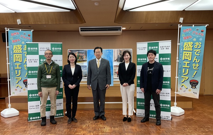 写真：懇談会の様子1