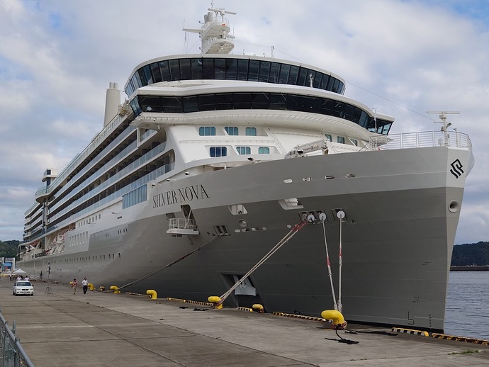 4月21日（火）・25日（土）寄港シルバー・ノヴァ