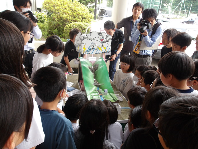 【令和7年7月15日掲載】二戸市立石切所小学校5年生33名を対象に砂防出前講座を開催しました！