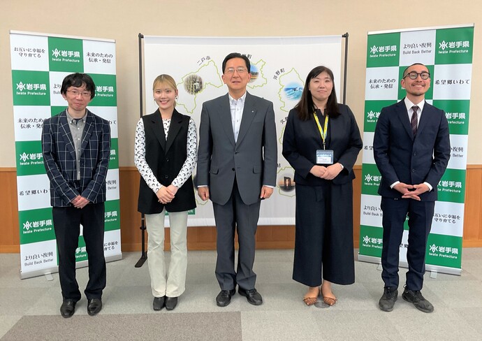 写真：懇談会の様子1