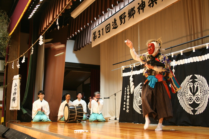 上宮守神楽「山ノ神舞」