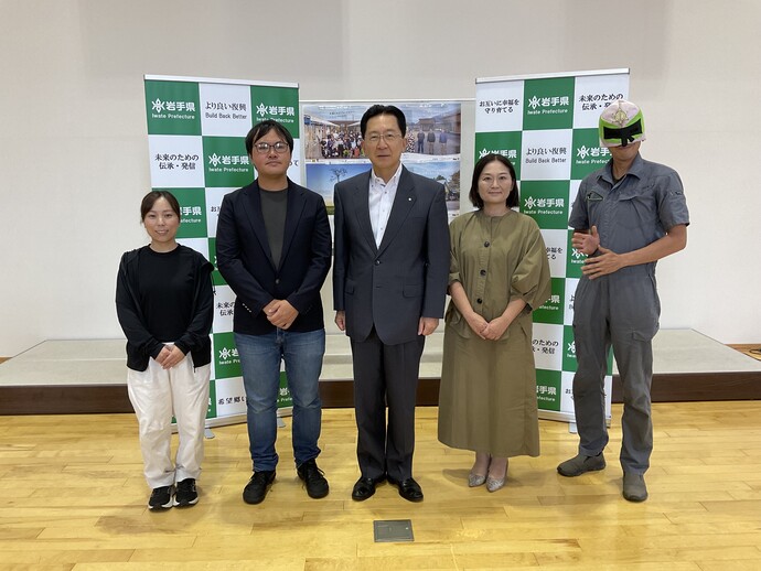 写真:懇談会の様子1