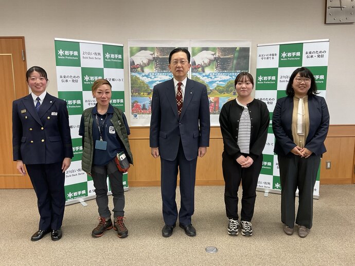 写真：懇談会の様子1