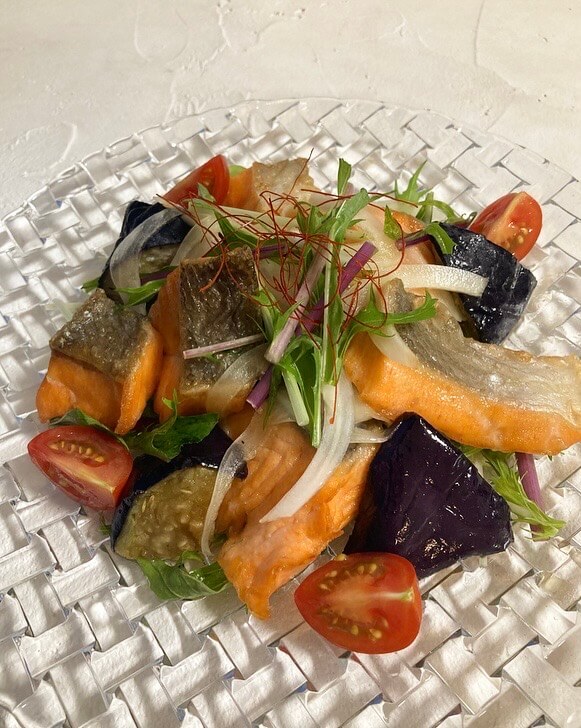 岩手県産脂のりのりサーモンの甘酢仕立て