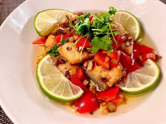 エスニック風ガーリックサーモン