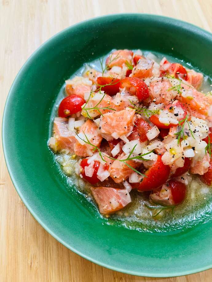 寿司酢で簡単　ロミロミサラダ