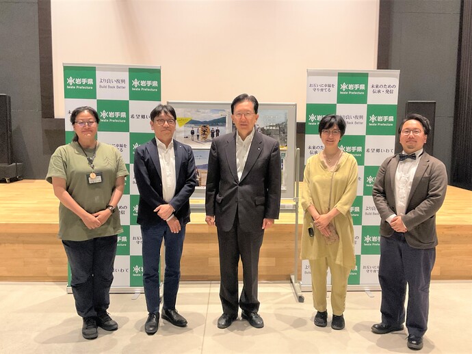 写真：懇談会の様子1