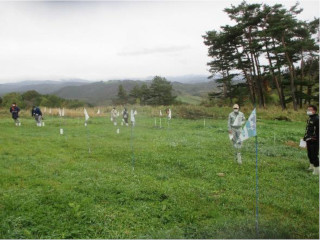 外山畜産研究室地内の試験区の写真