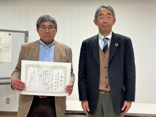 多田氏と中南所長の写真