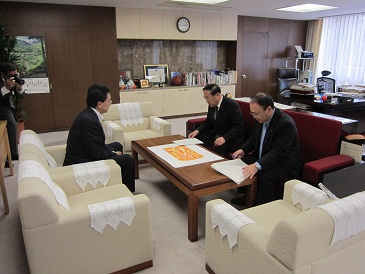 「本音で語ろう県議会」の県民意見に係る情報提供の写真