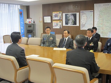 防衛大学校　国分校長表敬の写真