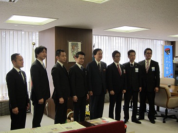 日本青年会議所理事長表敬の写真