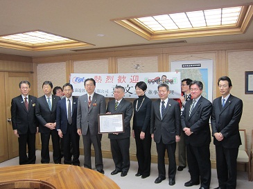 香港EGLツアーズ袁社長表敬の写真