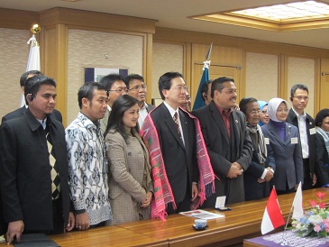 インドネシア地方代表議会議員訪問団表敬の写真