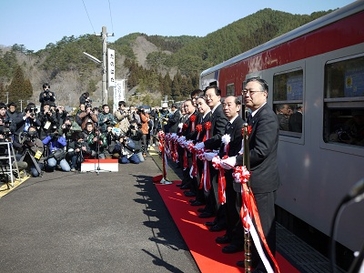 三陸鉄道「田野畑駅～陸中野田駅間」運行再開記念式典の写真