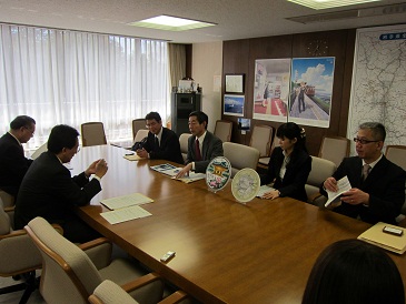 造幣局理事長表敬の写真