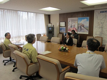 海外技術研修員表敬の写真