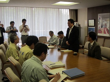 経済産業省中山政務官面談の写真