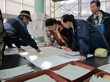 被害状況調査（釜石市）の写真