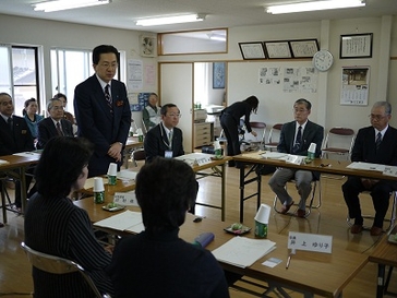 草の根地域訪問「こんにちは知事です」の写真