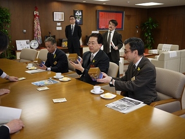 「岩手珈琲物語」試飲の写真