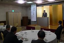 内外情勢調査会講演の写真