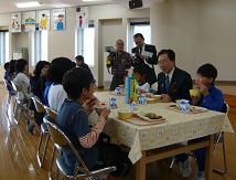 「岩手とり肉の日」学校給食の写真