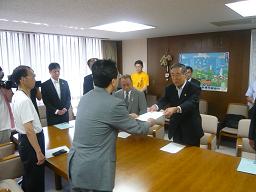 財団法人岩手県観光協会、岩手県旅館ホテル生活衛生同業組合要望の写真