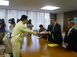 県観光協会、県旅館ホテル生活衛生同業組合要望の写真