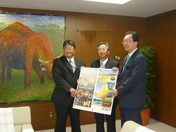 キリンビール株式会社北日本統括本部長表敬の写真