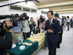 「山ぶどうパン」全国展開・発表記念試食会の写真