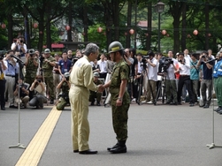 「東日本大震災津波の災害対応に係る自衛隊への感謝式」の写真2